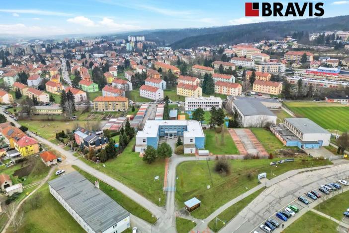 Pronájem kanceláře, Blansko, Čapkova, 1385 m2