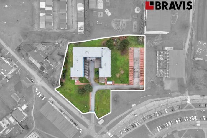 Pronájem kanceláře, Blansko, Čapkova, 1385 m2