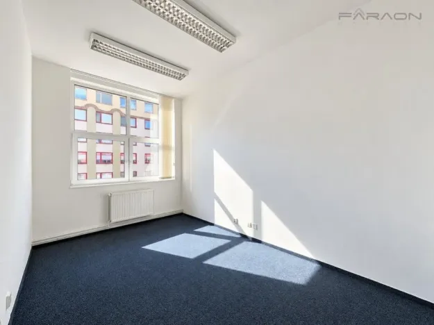 Pronájem kanceláře, Praha - Kunratice, Jana Růžičky, 18 m2