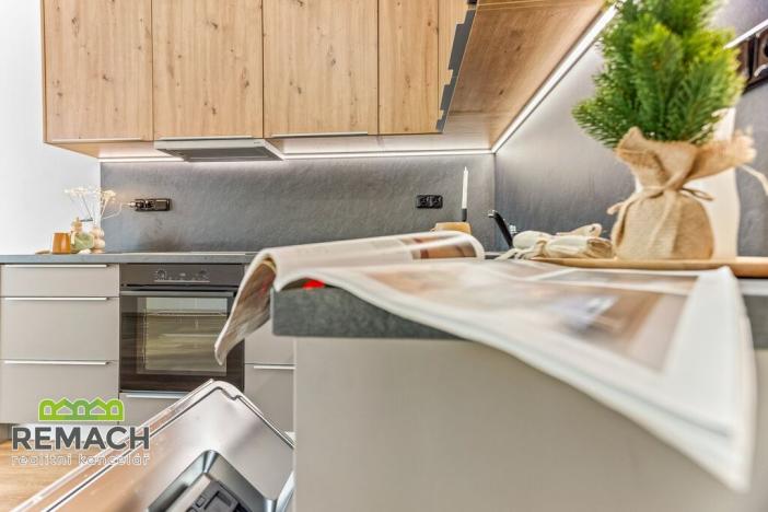 Pronájem bytu 1+kk, Náchod - Staré Město nad Metují, Bartoňova, 43 m2