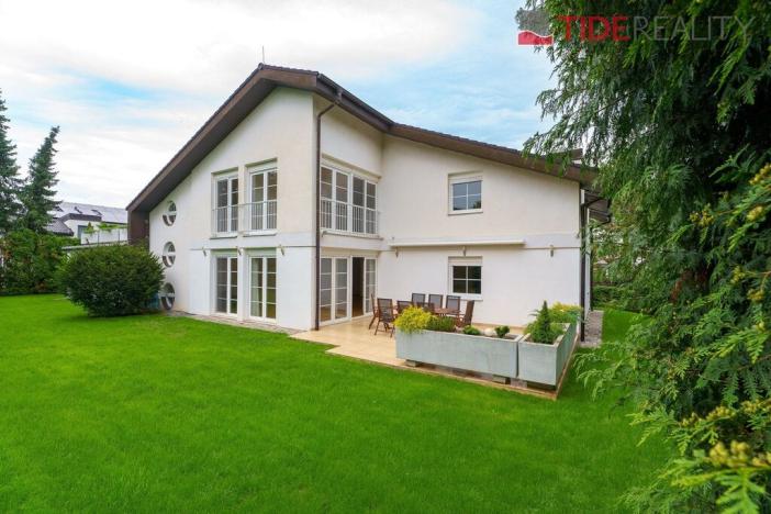 Prodej rodinného domu, Průhonice, Borová, 416 m2