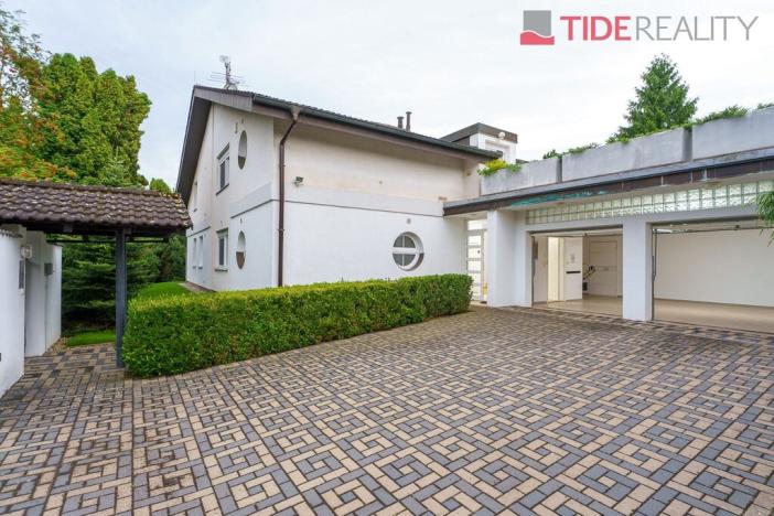 Prodej rodinného domu, Průhonice, Borová, 416 m2