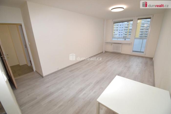 Pronájem bytu 2+kk, Praha - Hloubětín, Slévačská, 47 m2