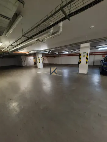 Pronájem obchodního prostoru, Praha - Braník, Zelený pruh, 818 m2