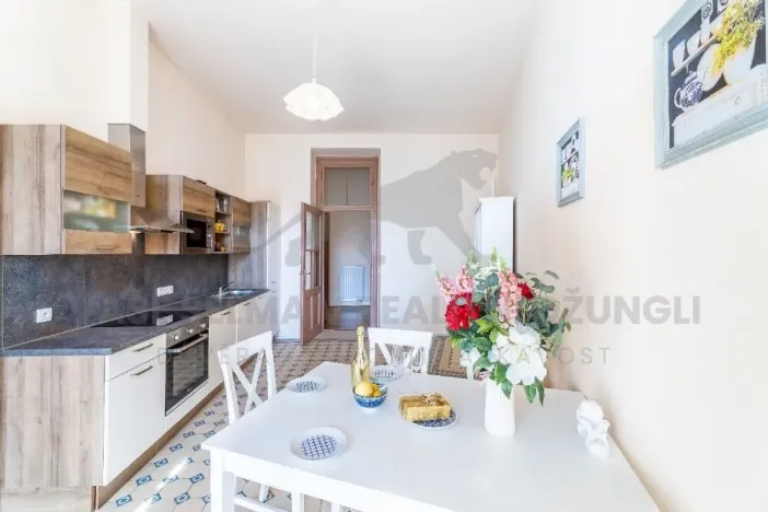 Pronájem bytu 3+1, Praha - Staré Město, Staroměstské náměstí, 108 m2