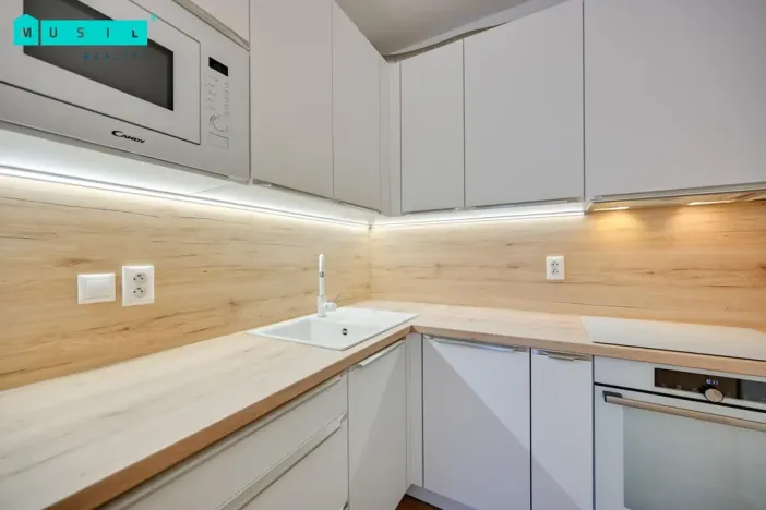 Pronájem bytu 2+kk, Olomouc - Nové Sady, Družební, 63 m2