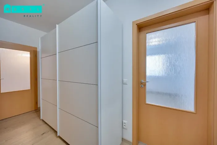 Pronájem bytu 2+kk, Olomouc - Nové Sady, Družební, 63 m2