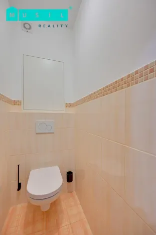 Pronájem bytu 2+kk, Olomouc - Nové Sady, Družební, 63 m2