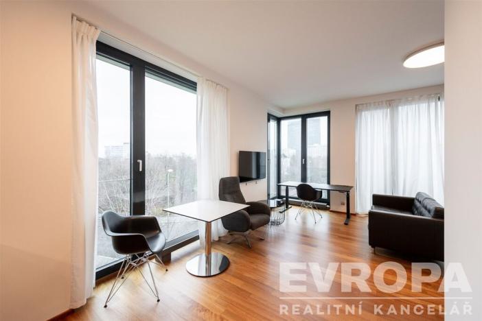 Prodej bytu 1+kk, Praha - Nusle, K sídlišti, 40 m2