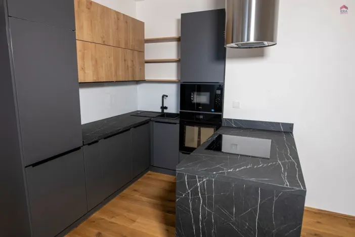 Prodej bytu 4+kk, Liberec, Na Ladech, 103 m2