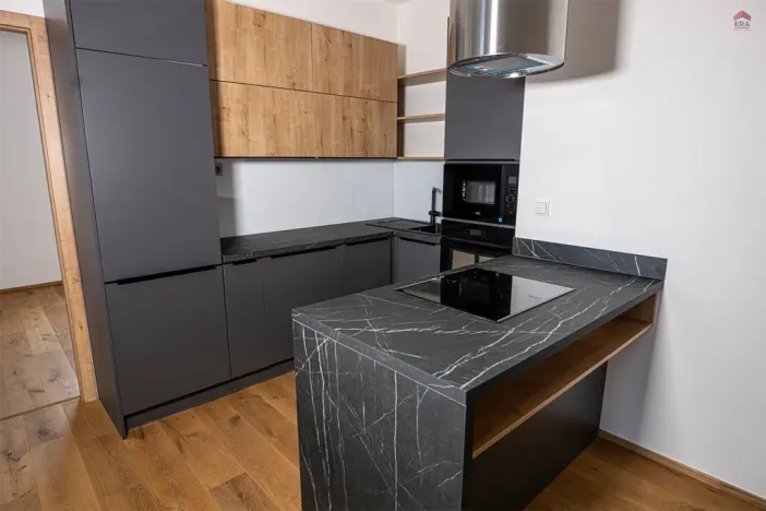 Prodej bytu 4+kk, Liberec, Na Ladech, 103 m2