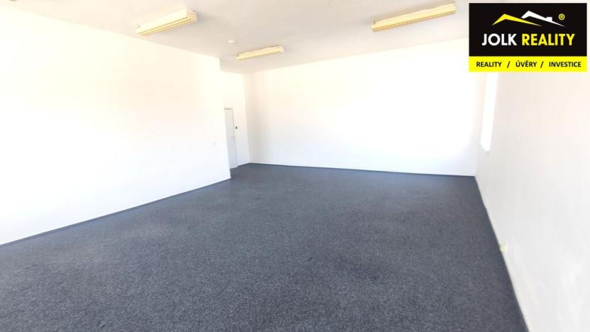Pronájem kanceláře, Opava, Palhanecká, 250 m2