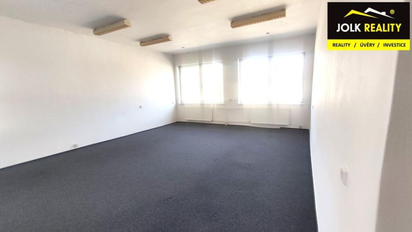 Pronájem kanceláře, Opava, Palhanecká, 250 m2