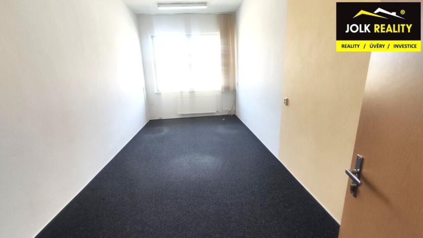 Pronájem kanceláře, Opava, Palhanecká, 250 m2