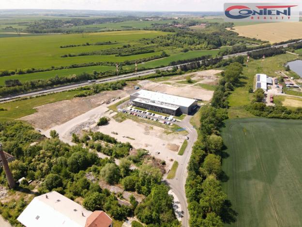 Prodej komerčního pozemku, Mochov, 11529 m2