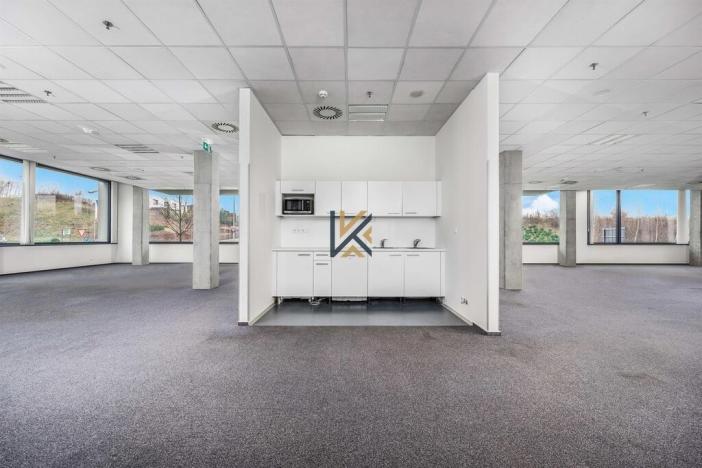 Pronájem kanceláře, Praha - Stodůlky, náměstí Junkových, 5270 m2