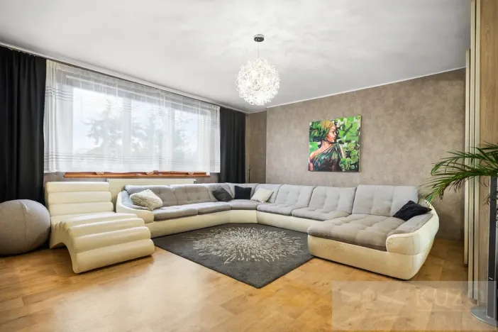 Prodej rodinného domu, Stará Huť, Ke Strži, 230 m2