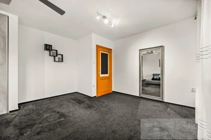 Prodej rodinného domu, Stará Huť, Ke Strži, 230 m2