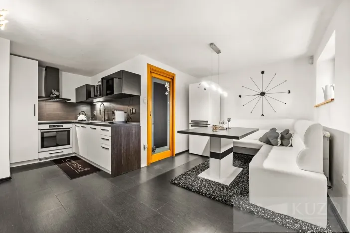 Prodej rodinného domu, Stará Huť, Ke Strži, 230 m2