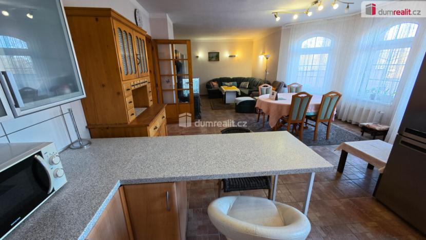 Prodej rodinného domu, Bystřice - Ouběnice, 300 m2