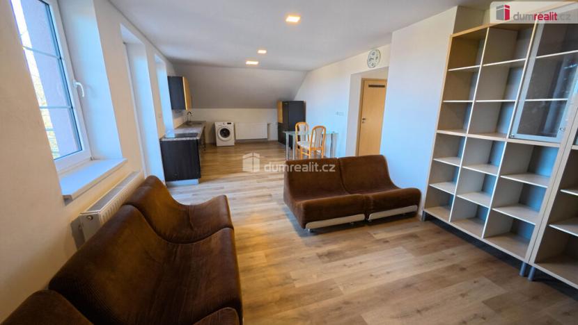 Prodej rodinného domu, Bystřice - Ouběnice, 300 m2