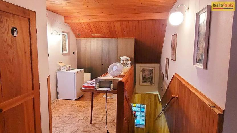 Prodej rodinného domu, Praha - Kolovraty, Za podjezdem, 160 m2