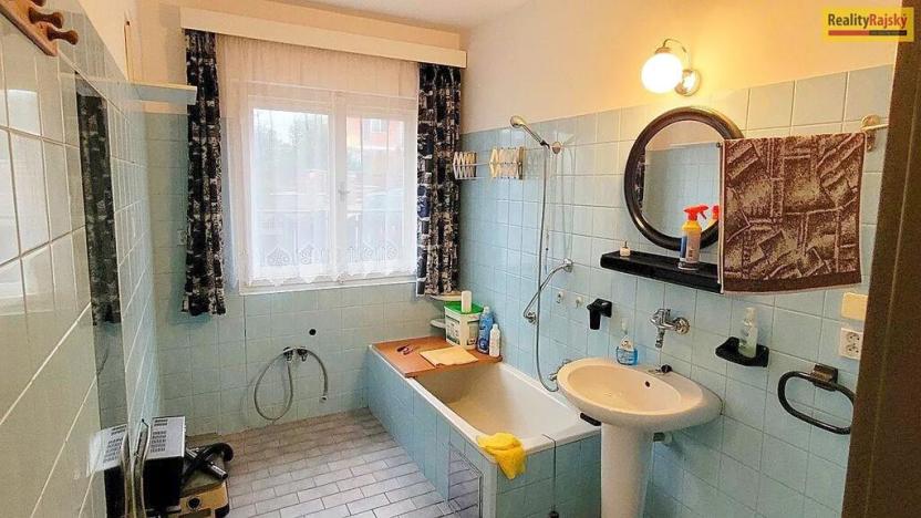 Prodej rodinného domu, Praha - Kolovraty, Za podjezdem, 160 m2