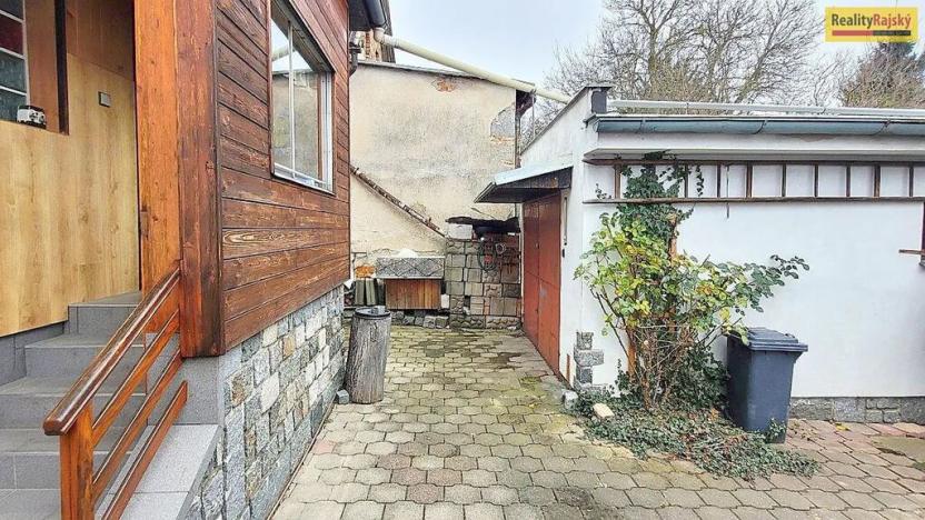 Prodej rodinného domu, Praha - Kolovraty, Za podjezdem, 160 m2