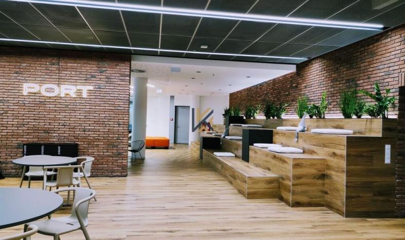 Pronájem kanceláře, Praha - Nusle, Na Pankráci, 555 m2