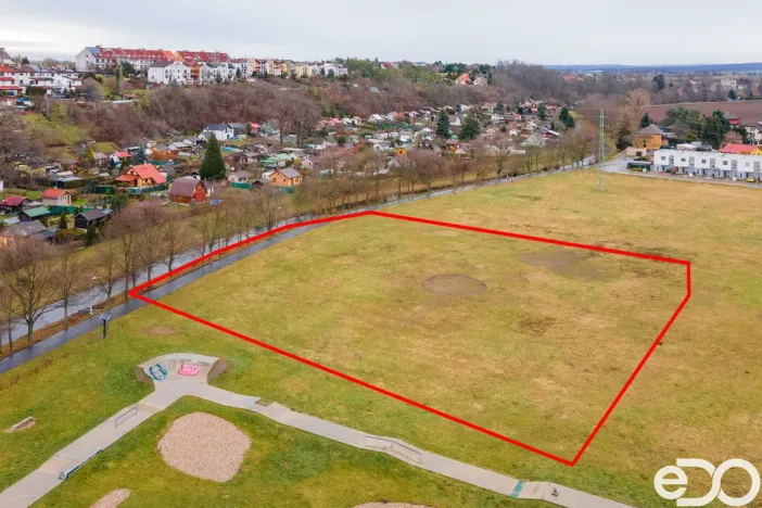 Prodej komerčního pozemku, Chrudim, 5300 m2