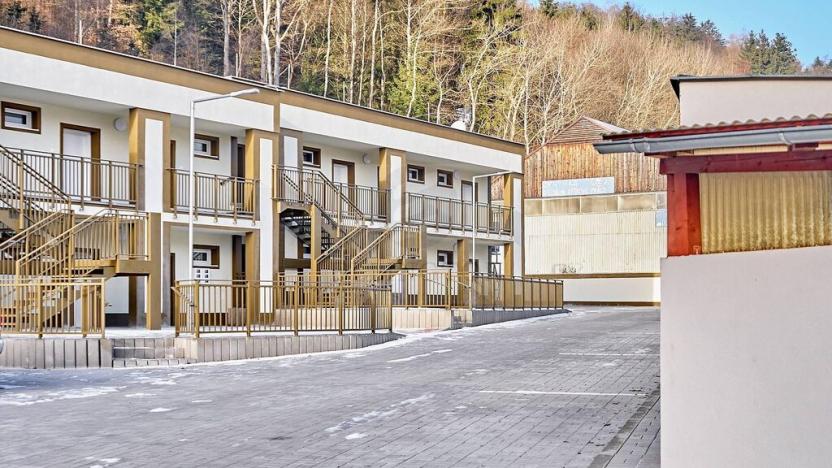 Pronájem bytu 1+kk, Ostrov - Horní Žďár, 26 m2