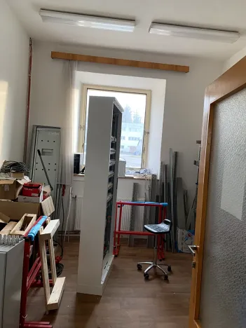 Pronájem kanceláře, Herálec, 200 m2