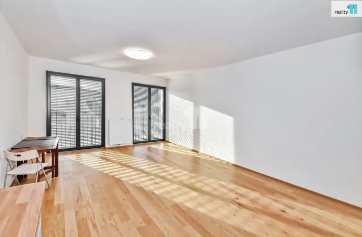 Pronájem bytu 2+kk, Praha - Smíchov, Šiklové, 70 m2