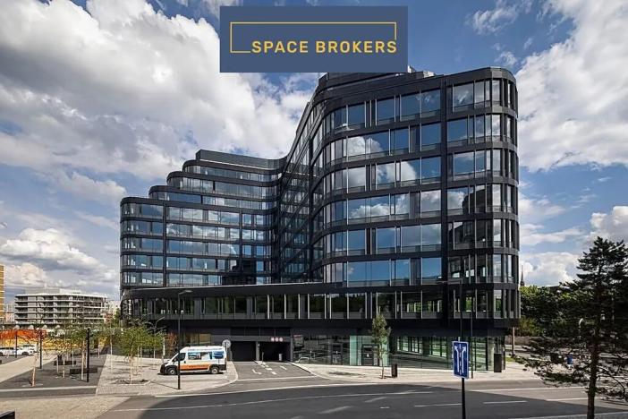 Pronájem kanceláře, Praha - Strašnice, Vinohradská, 1450 m2