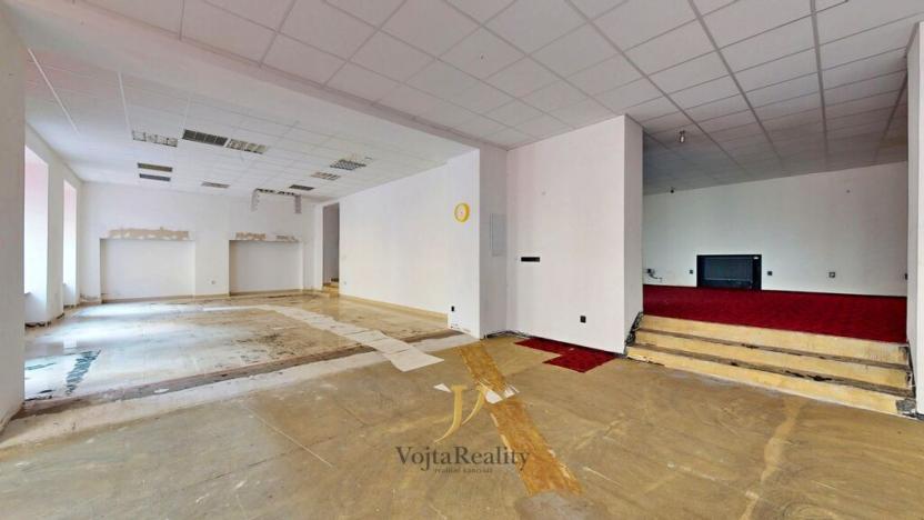 Pronájem obchodního prostoru, Šumperk, Hlavní třída, 215 m2