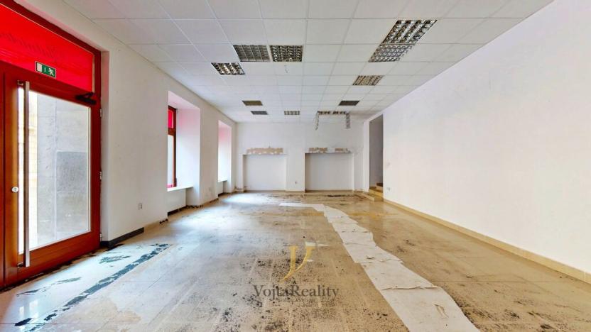 Pronájem obchodního prostoru, Šumperk, Hlavní třída, 215 m2