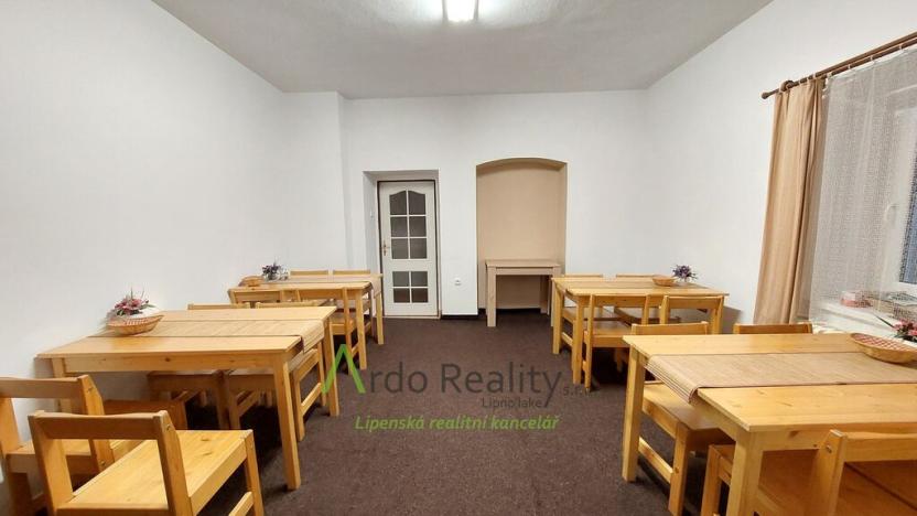 Prodej ubytování, Horní Planá, Náměstí, 776 m2