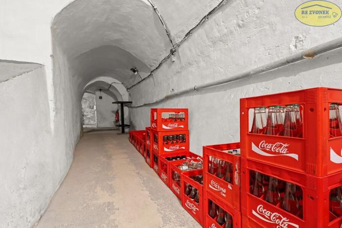 Prodej obchodního prostoru, Kroměříž, Velké náměstí, 242 m2