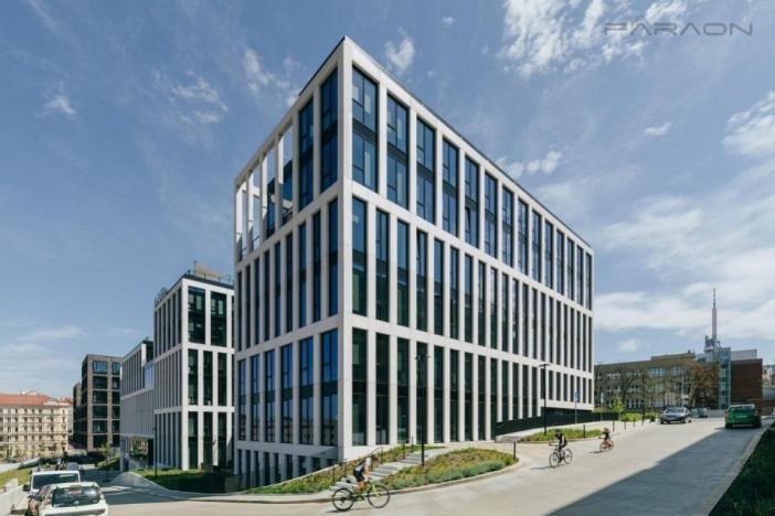 Pronájem skladu, Praha - Vinohrady, Italská, 260 m2