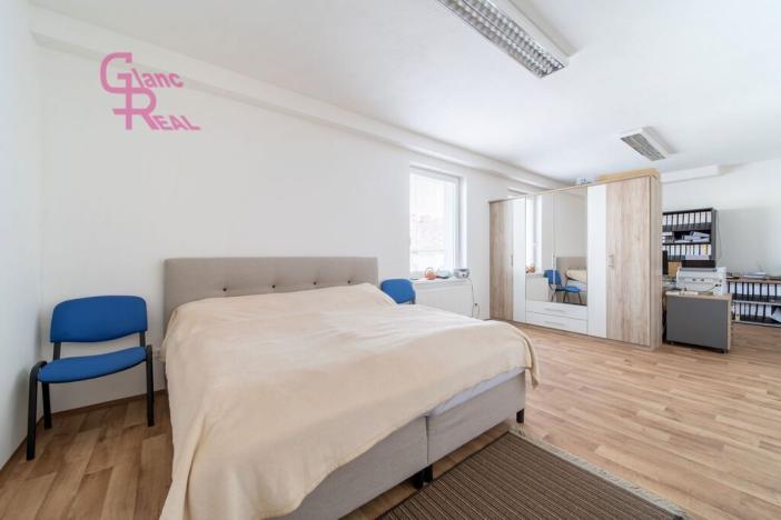 Prodej výrobních prostor, Těmice, 2178 m2