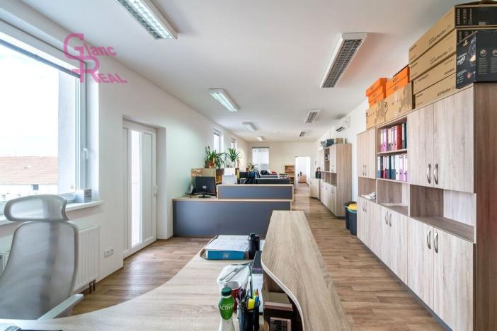 Prodej komerční nemovitosti, Těmice, 2178 m2