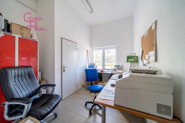 Prodej komerční nemovitosti, Těmice, 2178 m2