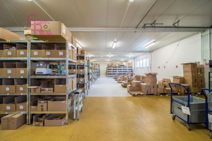 Prodej komerční nemovitosti, Těmice, 2178 m2