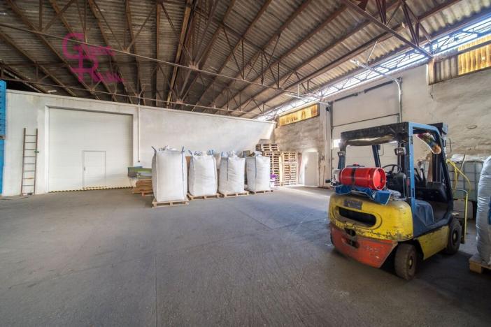 Prodej komerční nemovitosti, Těmice, 2178 m2