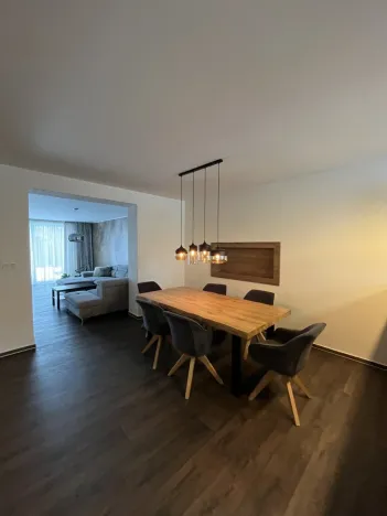 Pronájem bytu 4+kk, Hlušovice, U Potoka, 139 m2