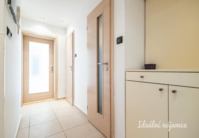 Pronájem bytu 2+kk, Praha - Libeň, Sokolovská, 51 m2