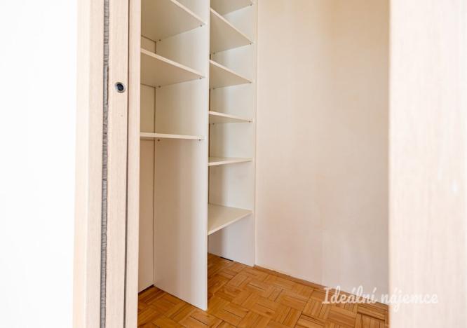 Pronájem bytu 2+kk, Praha - Libeň, Sokolovská, 51 m2