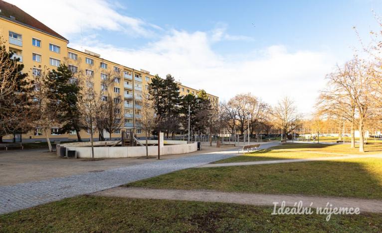 Pronájem bytu 2+kk, Praha - Libeň, Sokolovská, 51 m2