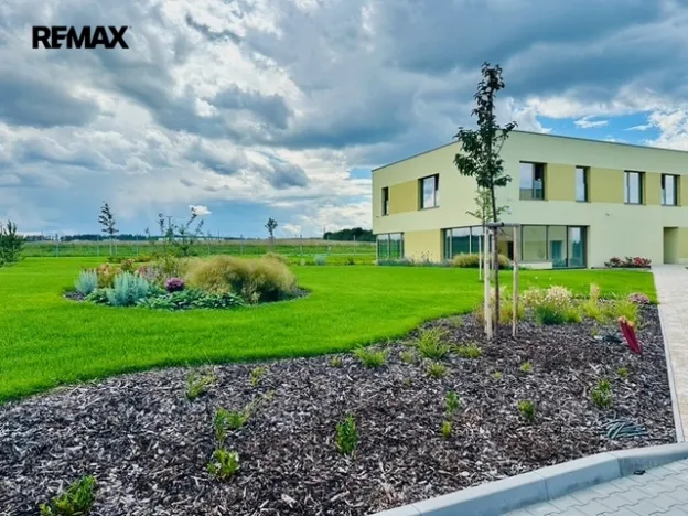 Pronájem obchodního prostoru, Velká Bíteš, 101 m2