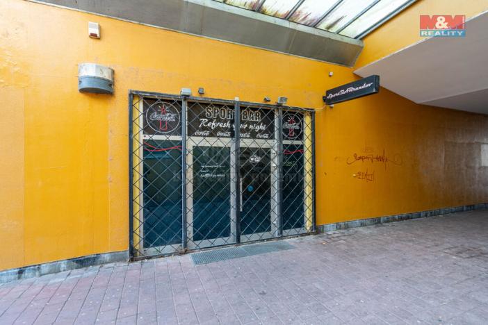 Pronájem obchodního prostoru, Praha, Trnkovo náměstí, 324 m2